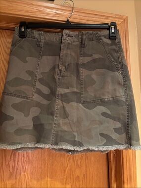 Natural Reflections, green camo mini skirt, 8